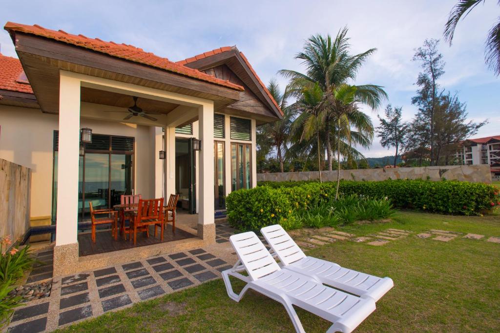 Вилла (Вилла с 2 спальнями рядом с пляжем), Sabah Beach Villas & Suites