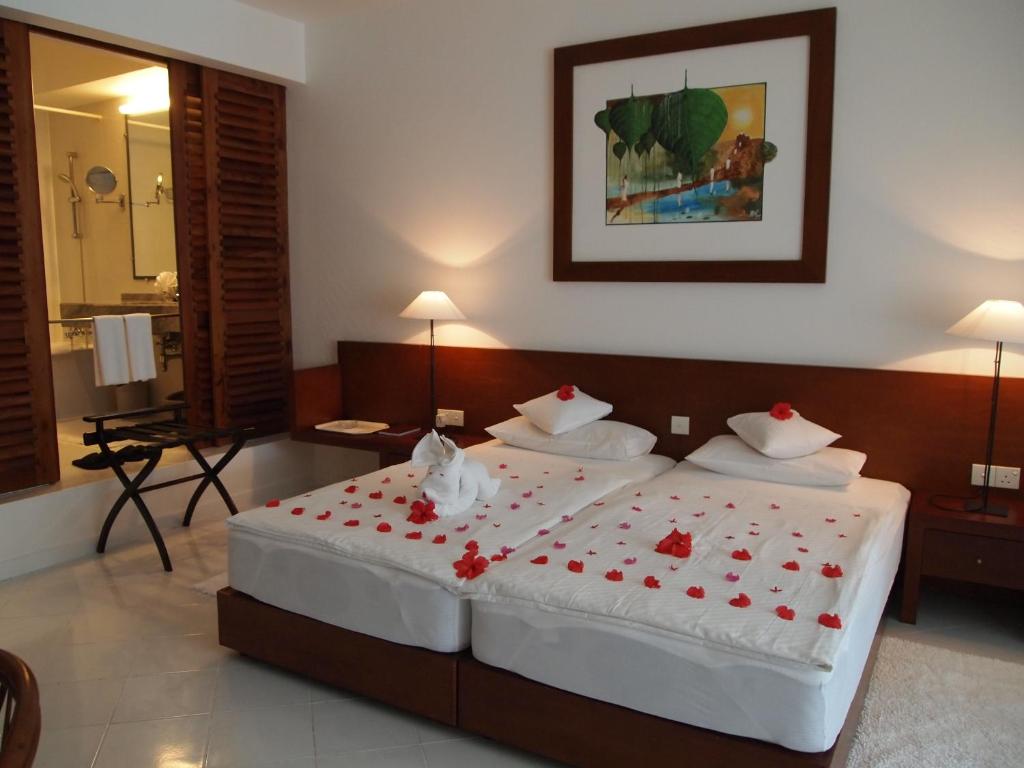 Двухместный (Двухместный номер эконом-класса с 1 кроватью) курортного отеля Lanka Princess All Inclusive Hotel, Бентота