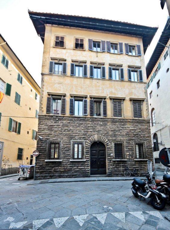 Апартаменты (Апартаменты с 2 спальнями: Via Ghibellina, 69) апартамента Apartments Florence- Duomo, Флоренция