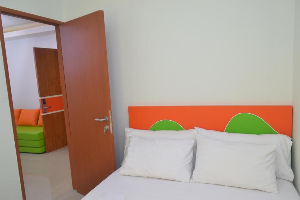 Семейный (Семейный номер Делюкс), Titanium Express HomTel