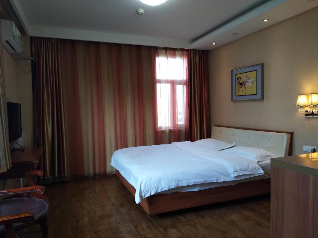 Двухместный (Двухместный номер с 1 кроватью) отеля Changchun Yuqiao Hotel Huizhan Branch, Чанчунь