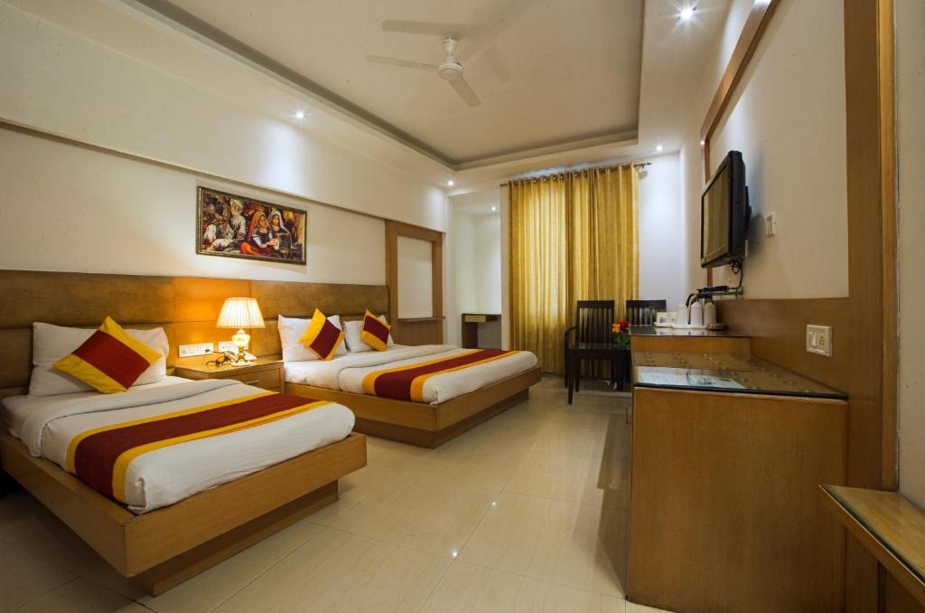 Отель Hotel Krishna Deluxe, Нью-Дели