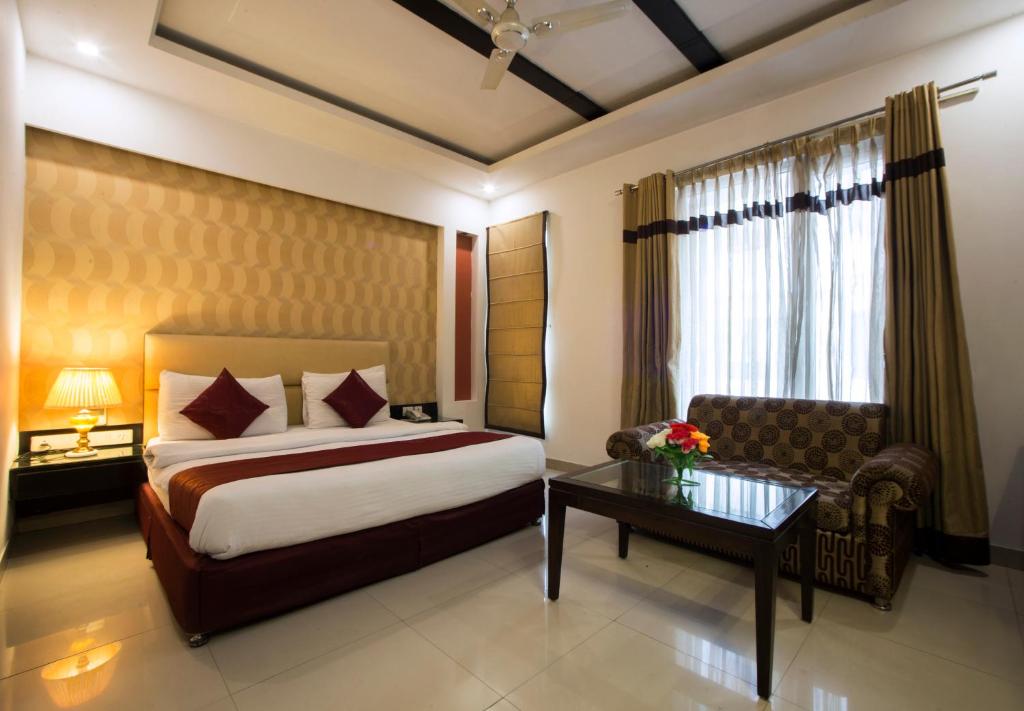 Двухместный (Стандартный двухместный номер с 1 кроватью) отеля Hotel Krishna, Нью-Дели