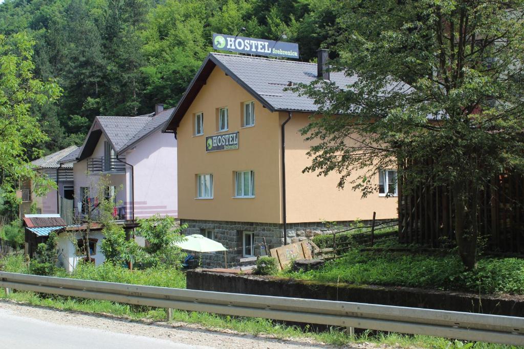 Хостелы Сребреница