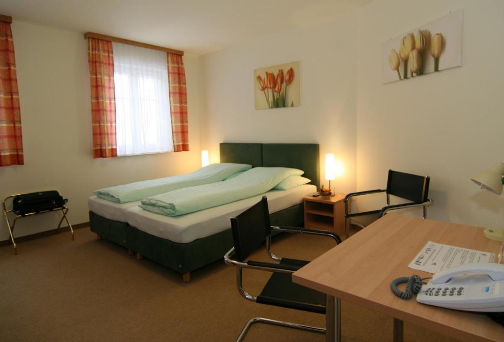 Двухместный (Стандартный двухместный номер с 1 кроватью или 2 отдельными кроватями) гостевого дома Pension Kasper, Вена