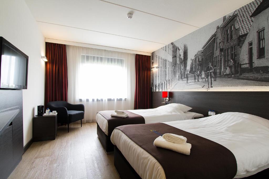 Двухместный (Двухместный номер Делюкс с 2 отдельными кроватями) отеля Bastion Hotel Zoetermeer, Гаага