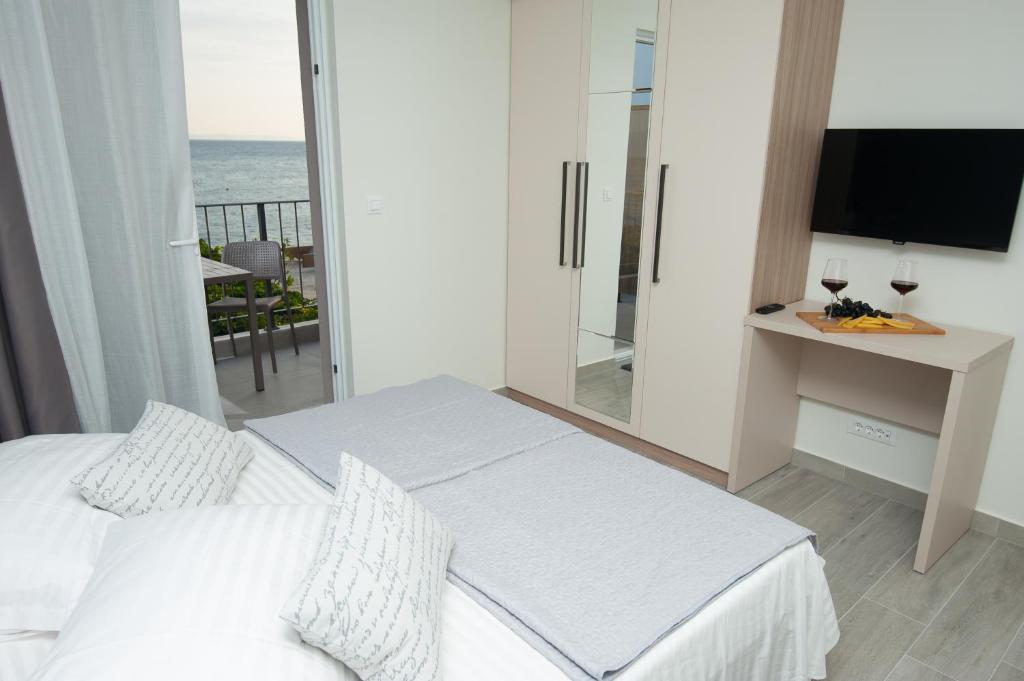 Апартаменты (Апартаменты с видом на море) апартамента Seaside Luxury Suites, Подстрана