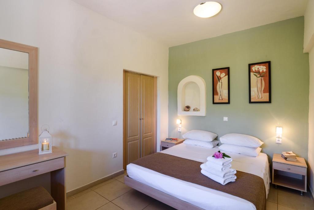 Апартаменты (Апартаменты с 1 спальней (для 4 взрослых)) апарт-отеля Pefkos Village Resort, Пефки Родос