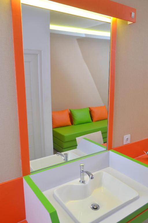 Студио (Номер-студио Делюкс), Titanium Express HomTel