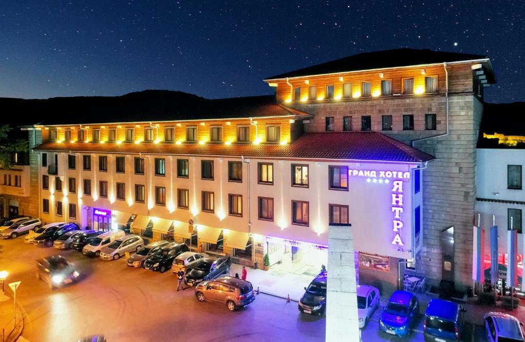 Отель Yantra Grand Hotel, Велико-Тырново