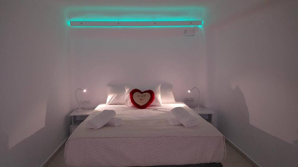 Двухместный (Двухместный номер Делюкс с 1 кроватью или 2 отдельными кроватями и видом на море) гостевого дома Amarain Luxury Suites, Агиос-Стефанос, Эгейские острова
