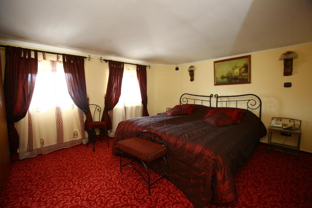 Двухместный (Двухместный номер с 1 кроватью или 2 отдельными кроватями) отеля Hotel Voila, Констанца