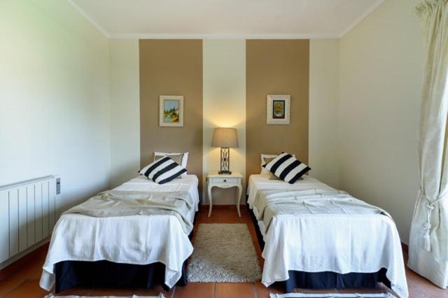 Двухместный (Двухместный номер с 2 отдельными кроватями и собственной ванной комнатой) гостевого дома York House, Лагуш