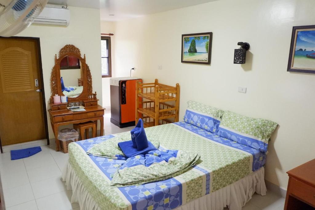 Двухместный (Стандартный двухместный номер с 1 кроватью или 2 отдельными кроватями и кондиционером) хостела Harmony House, Пхи-Пхи