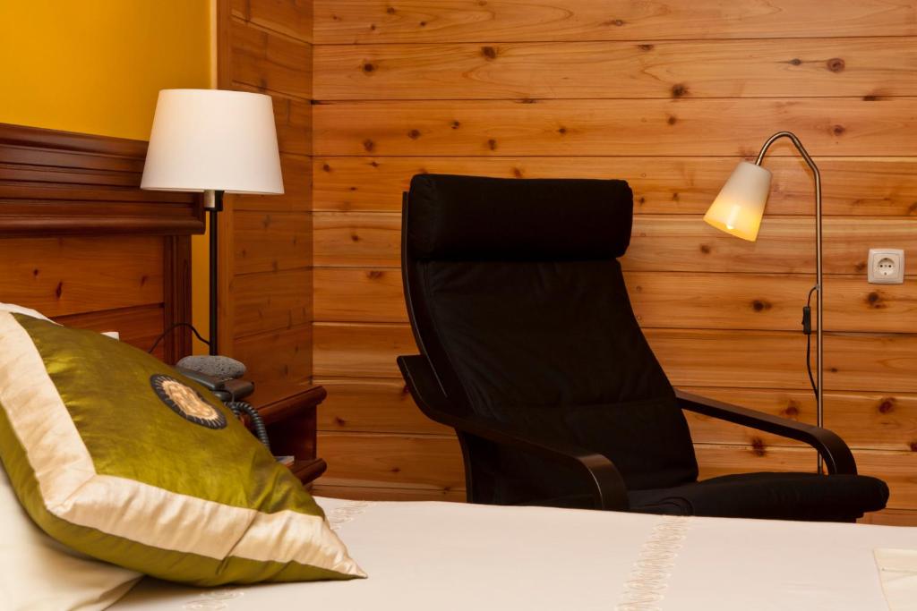 Двухместный (Стандартный двухместный номер с 1 кроватью или 2 отдельными кроватями) курортного отеля Aldeia da Fonte Hotel, Лажеш