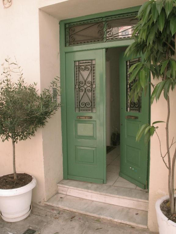 Вилла (Вилла с 4 спальнями), Athenian House in Plaka - 4 Bdrm Villa - 10 adults