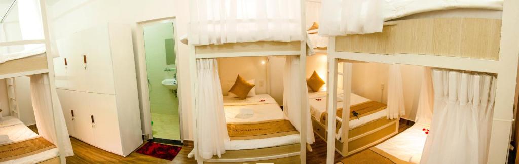 Номер (Спальное место на двухъярусной кровати в общем номере для женщин) хостела Sunshine Hostel Hue, Хюэ