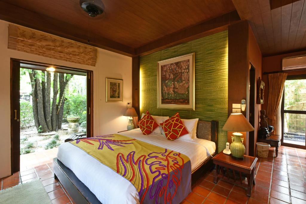 Сьюит (Oriental Deluxe One Bedroom) курортного отеля Ndol Streamside Thai Villas, Сарабури