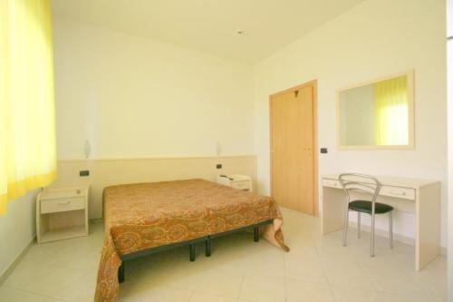 Одноместный (Двухместный номер с 1 кроватью (для 1 взрослого)) отеля Hotel Sacramora, Римини