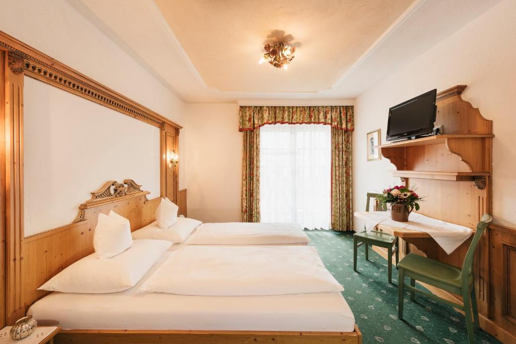 Двухместный (Стандартный двухместный номер с 1 кроватью) отеля Hotel Hoferwirt, Нойштифт