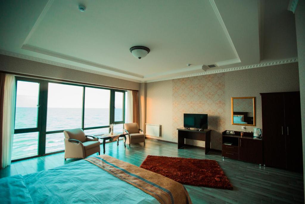 Двухместный (Двухместный номер с 1 кроватью с видом на море) отеля Regnum, Сумгаит