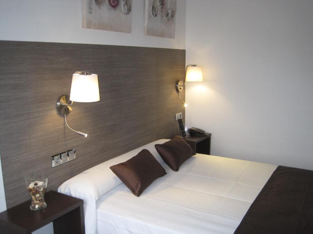 Двухместный (Стандартный двухместный номер с 1 кроватью) гостевого дома Suites Coruña, А-Корунья