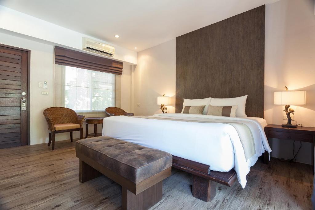 Двухместный (Двухместный номер Делюкс с 1 кроватью или 2 отдельными кроватями) курортного отеля Sarikantang Resort And Spa, Пханган