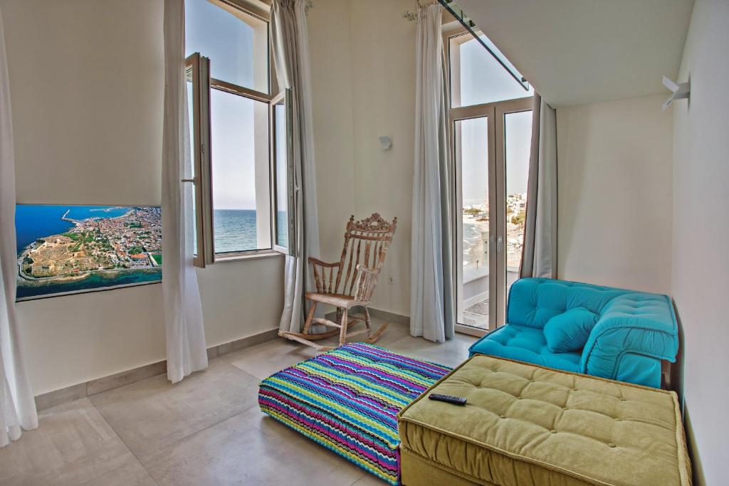 Двухместный (Двухуровневый люкс с видом на море) отеля Thalassa Boutique Hotel, Ретимно, Крит