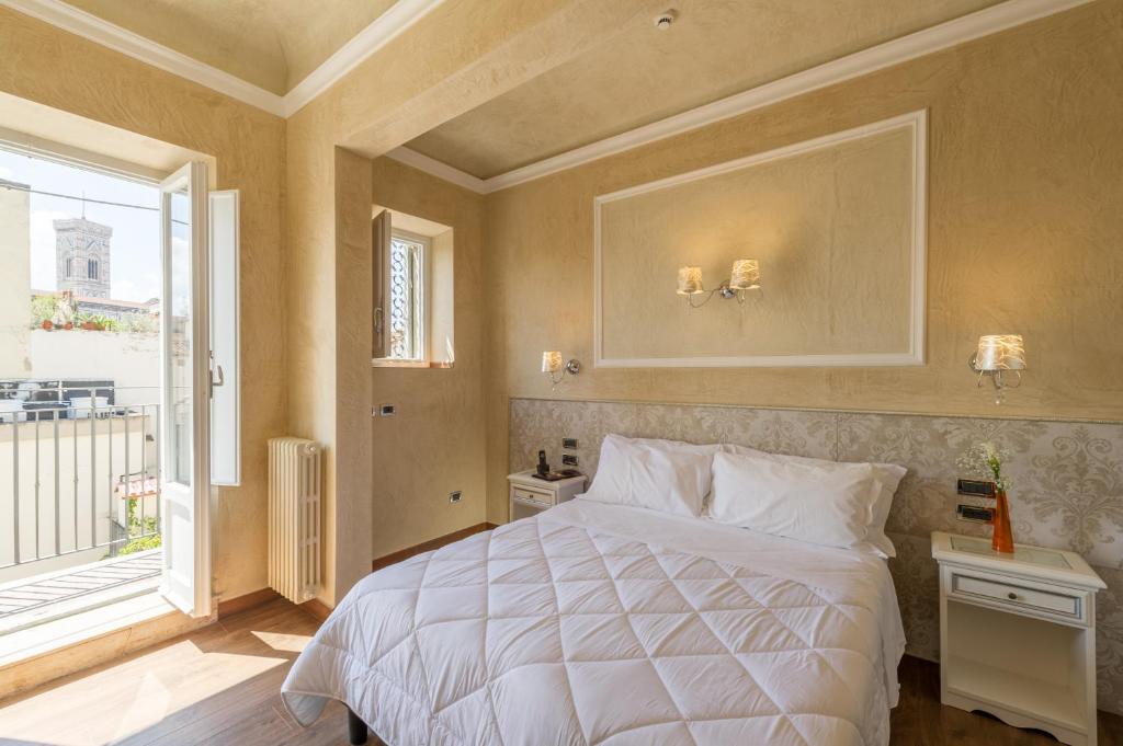 Двухместный (Двухместный номер с 1 кроватью или 2 отдельными кроватями) отеля Hotel California, Флоренция