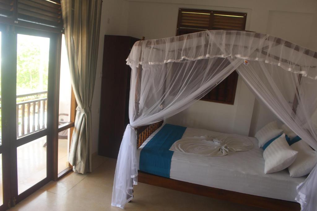 Одноместный (Одноместный номер) отеля Malee Villa (Beach Inns Holiday Resort), Матара