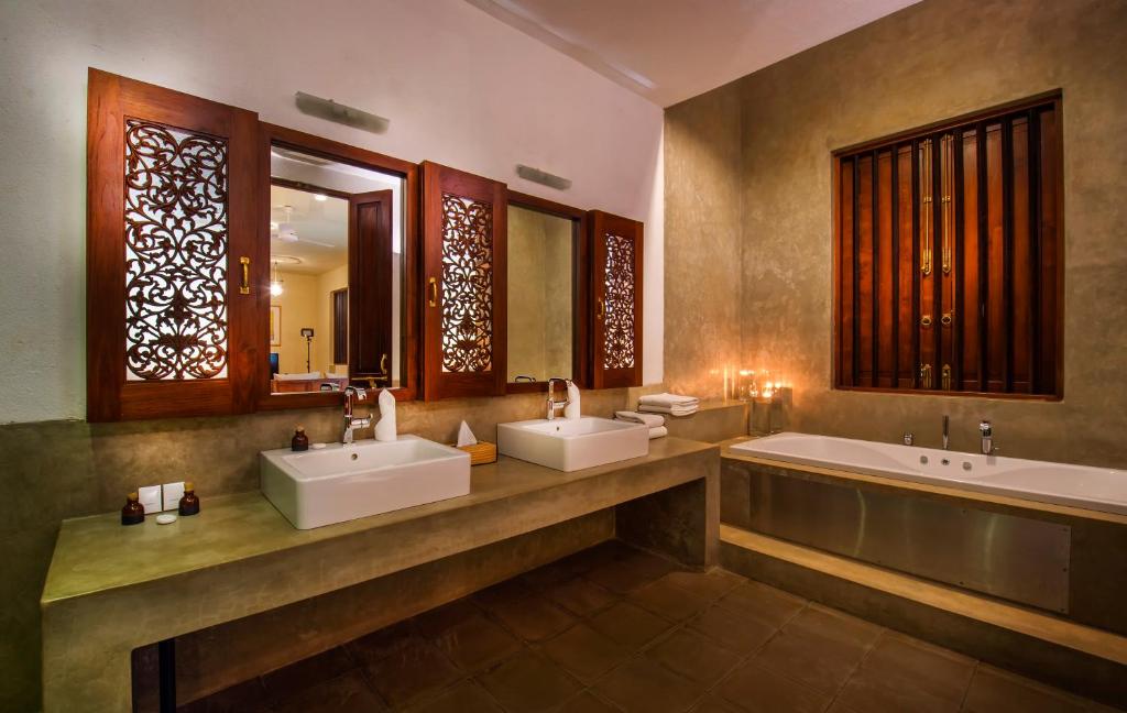 Двухместный (Executive Suite with Spa Bath & 15% Discount on F&B), Zylan Luxury Villa