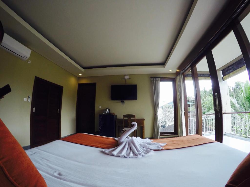 Двухместный (Улучшенный номер с кроватью размера «queen-size»), Cahyatika House & Spa