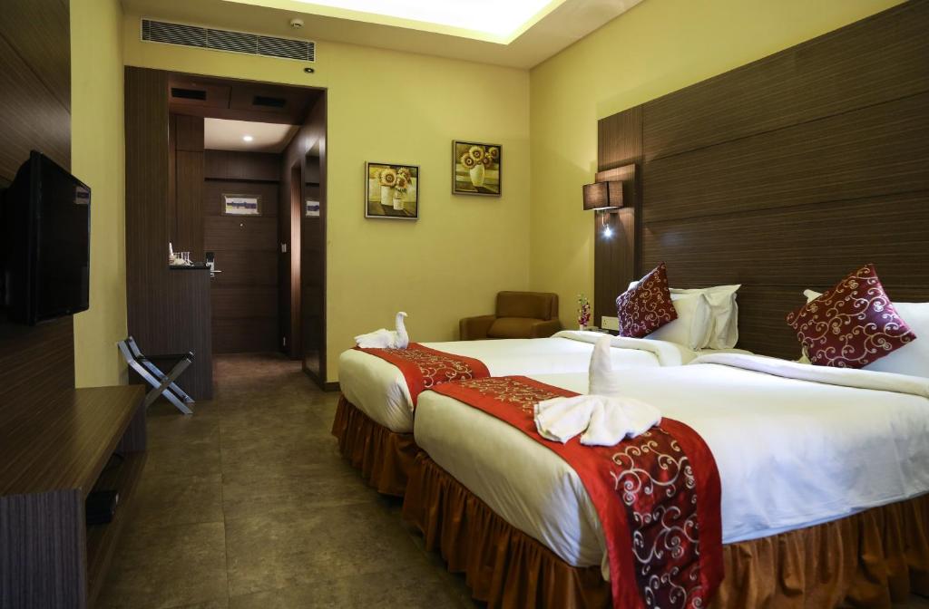 Двухместный (Клубный двухместный номер с 1 кроватью) отеля The Stadel, Калькутта