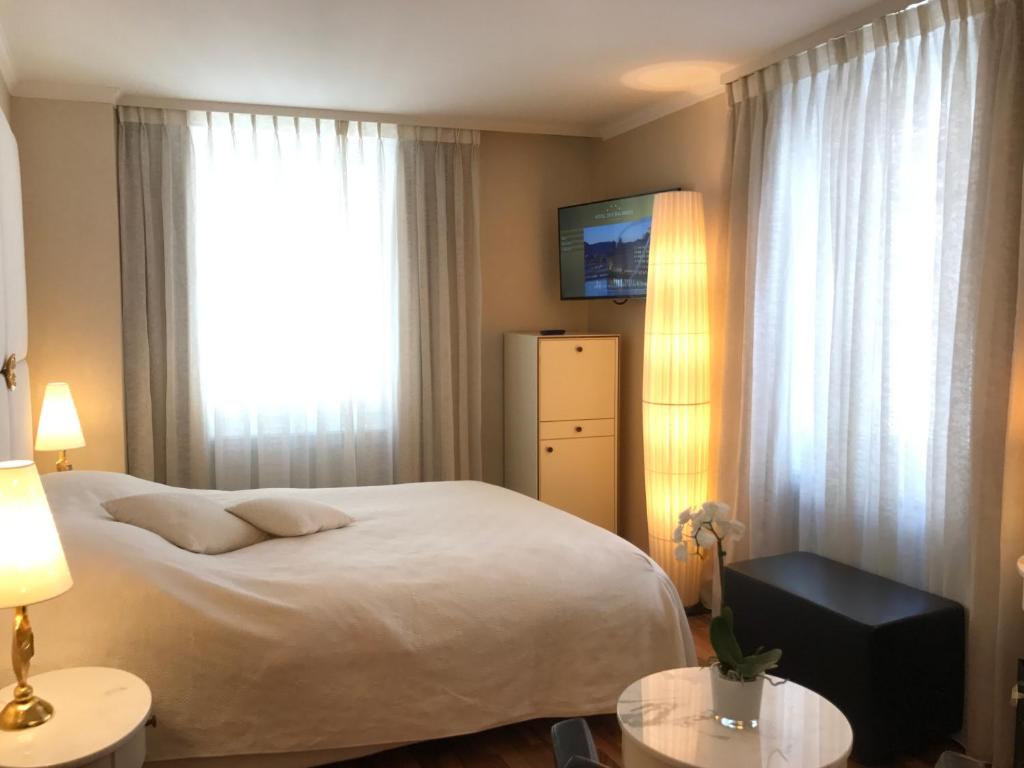 Двухместный (Номер с кроватью размера «queen-size») отеля Hotel des Balances, Люцерн
