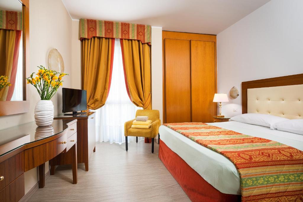 Двухместный (Стандартный двухместный номер с 1 кроватью или 2 отдельными кроватями) отеля Hotel Metropole, Абано-Терме