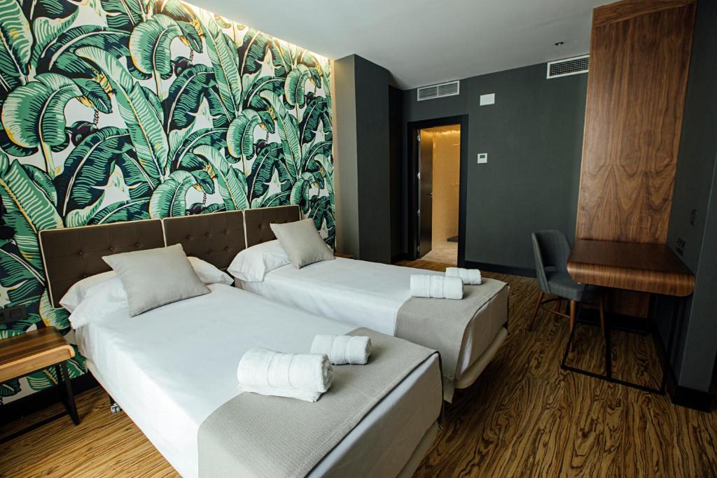Двухместный (Стандартный двухместный номер с 1 кроватью или 2 отдельными кроватями) отеля Malaga Premium Hotel, Малага