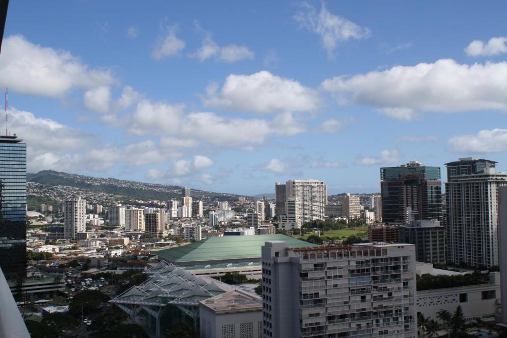 Семейный (Вайкики, размещение на усмотрение администрации), LSI Resorts at Ala Moana