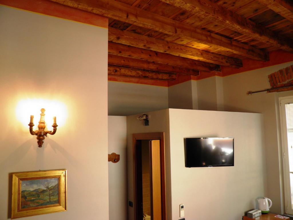 Двухместный (Двухместный номер с 1 кроватью и собственной ванной комнатой) отеля In Centro B&B di Charme, Бергамо