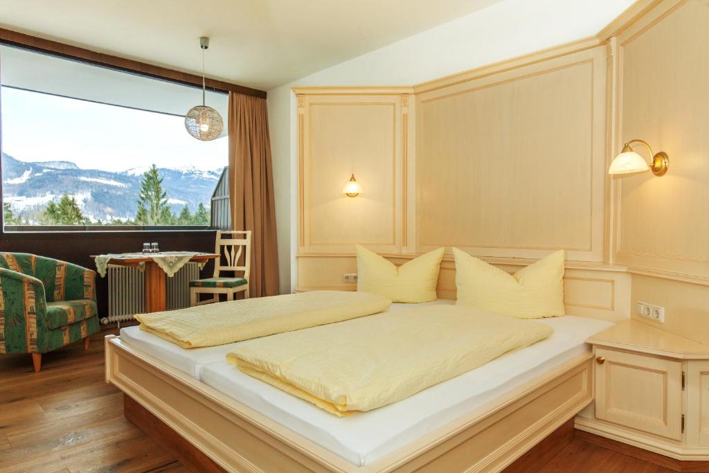 Двухместный (Двухместный номер «Комфорт» с 1 кроватью) отеля Alpenhotel Dachstein, Бад-Ишль