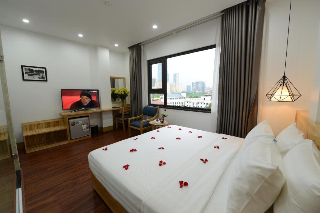 Двухместный (Deluxe Double City view - Day Use Offer (2 Hours)) отеля Blue Hanoi Inn City Hotel, Ханой