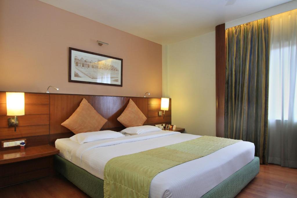 Двухместный (Двухместный номер Делюкс с 1 кроватью или 2 отдельными кроватями) отеля Nandhana Grand, Бангалор