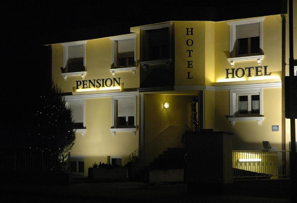 Pension Weber, Вена, Австрия