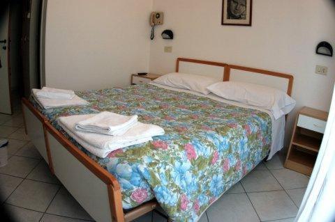 Двухместный (Двухместный номер с 1 кроватью или 2 отдельными кроватями) отеля Hotel Sacramora, Римини