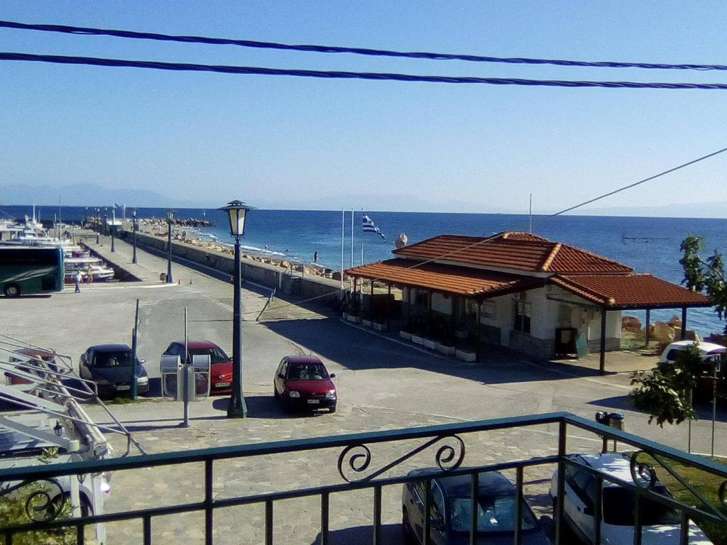 Двухместный (Двухместный номер с 1 кроватью и балконом, вид на море), Sea View with parking