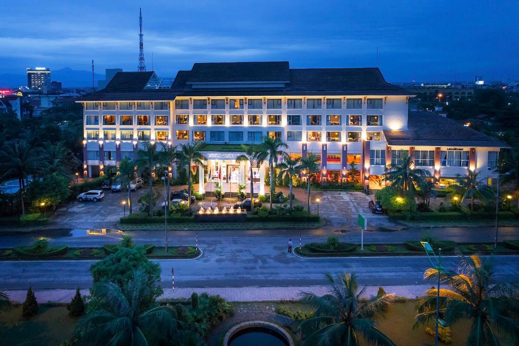Отель Sai Gon Quang Binh Hotel, Донгхой