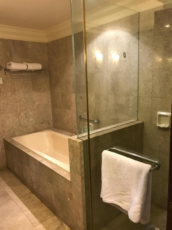 Апартаменты (Family 2-Bedroom Suite), Queens Service Suite @ Times Square