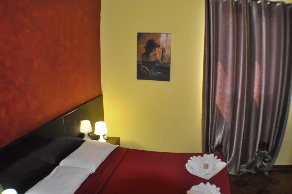 Двухместный (Двухместный номер с 1 кроватью или 2 отдельными кроватями) отеля Amico Hotel, Рим