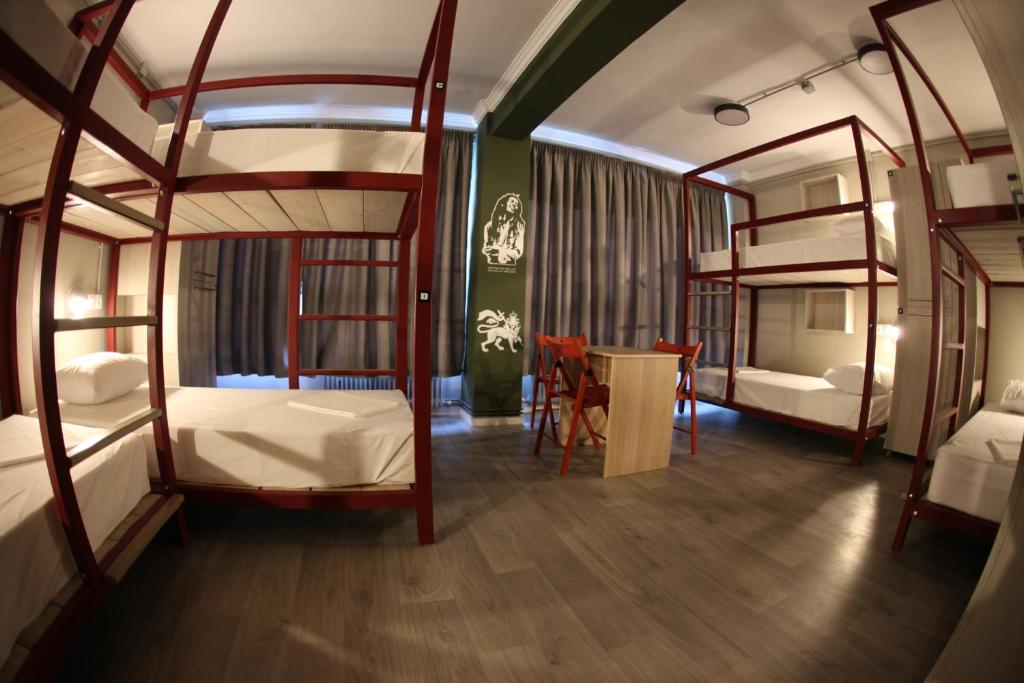Номер (Односпальная кровать в общем номере для женщин) хостела Stay Hybrid Hostel, Салоники