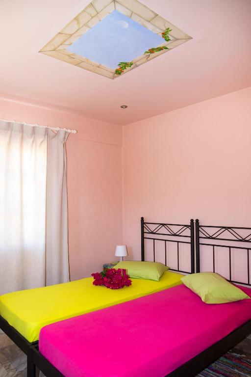 Двухместный (Двухместный номер с 2 отдельными кроватями и видом на горы) гостевого дома Condillia II, Спатсес