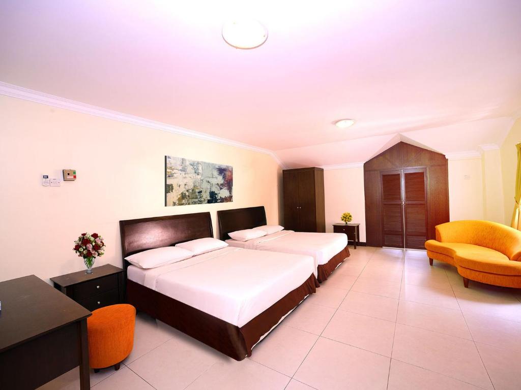 Апартаменты (Апартаменты с 3 спальнями) курортного отеля Bella Vista Waterfront Resort, Kuah Langkawi, Лангкави